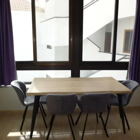 400mtr, Of Mountain With Spectacular Surround View 200mtr Apartment Los Cristianos (Tenerife)